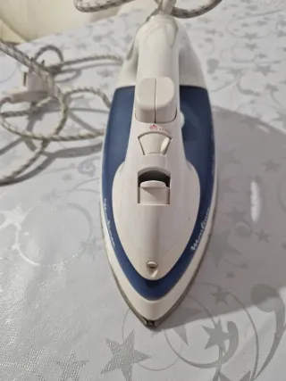 Plancha de ropa Moulinex Inicio 30