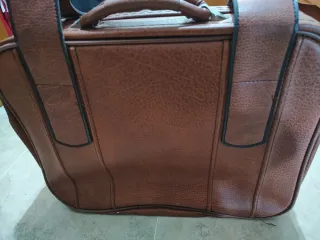 Maleta de mano marrón