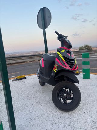 Piaggio Zip SP