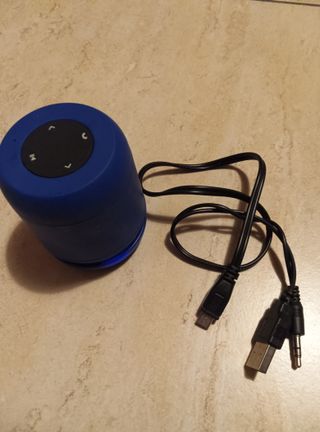 Altavoz Bluetooth 2.0 + MicroSD + AUX