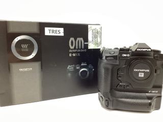 camara digital evil olympus om-d e-m1x