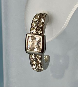 Conjunto Collar, Pendientes y Broche