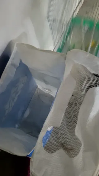 Gabbia per uccelli con sacco