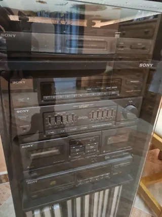 Impianto audio Sony con giradischi