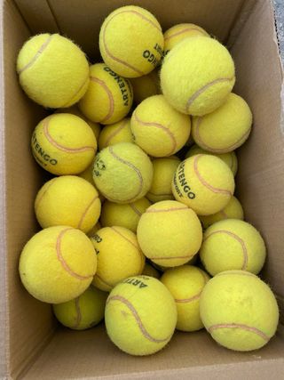 61 Pelotas Tenis y Pádel