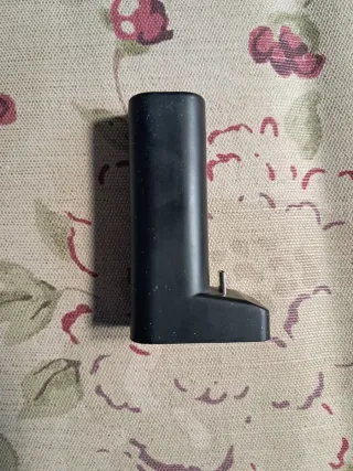 Consola PS4 Slim 1 Tb, 2 mandos, 8 juegos y funda