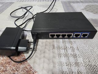 Switch Trendnet TEG-S762 V2.0R 10G y 2,5G