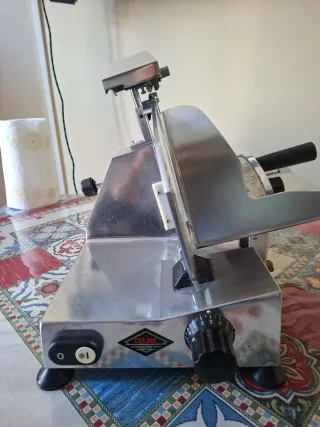 Affettatrice CELME FA220 Lama 220mm affila lama