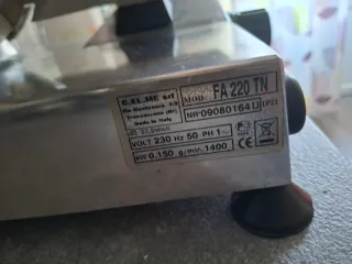 Affettatrice CELME FA220 Lama 220mm affila lama