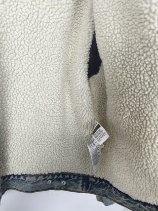 Chaqueta Levi's Premium Sherpa Trucker - NUEVA con