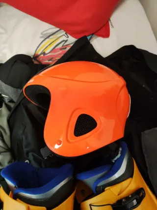 Casco y Botas de Esquí Naranja