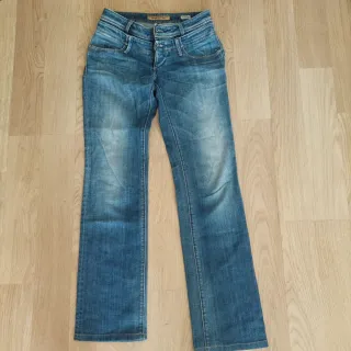 Vaqueros Salsa Azules