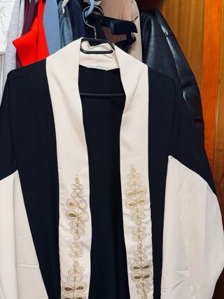 Abaya/Kimono Negro con Detalles Beige