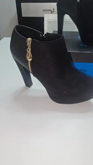 Botín tacón MARYPAZ negro talla 38