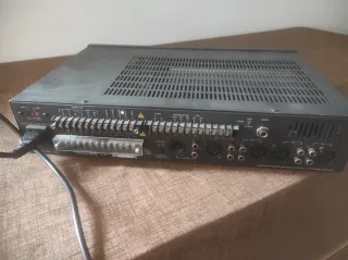 Amplificador Australian Monitor AMIS 120