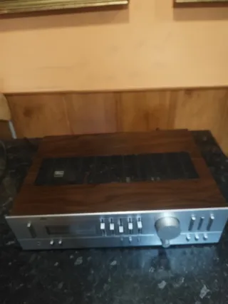 Amplificador JVC