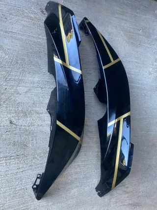 Fianchetti CBR 600 RR neri con inserti oro