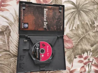 Resident Evil GameCube (2 Discos)