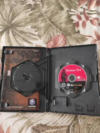 Resident Evil GameCube (2 Discos)
