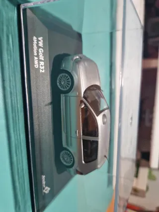 VW Golf R32 Solido 1:43