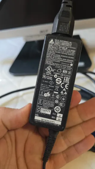 Monitor Acer 19 Plata/Negro