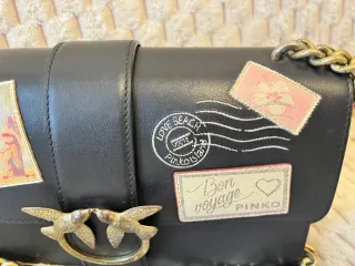 Borsa Pinko tracolla nera con patch