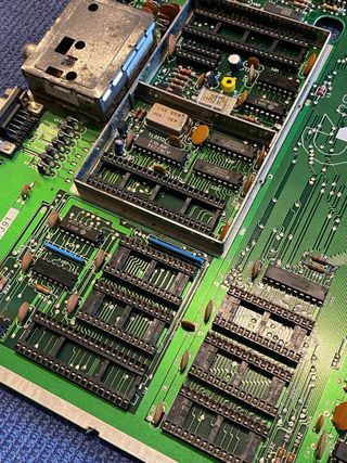 Scheda Madre Commodore 128 funzionante