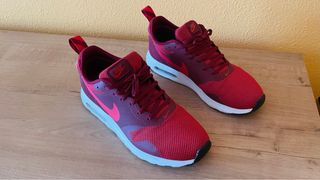 Nike Air Tavas Rojas Talla 43