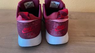 Nike Air Tavas Rojas Talla 43