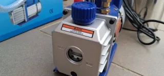 Bomba de Vacío VEVOR con Tanque 12l