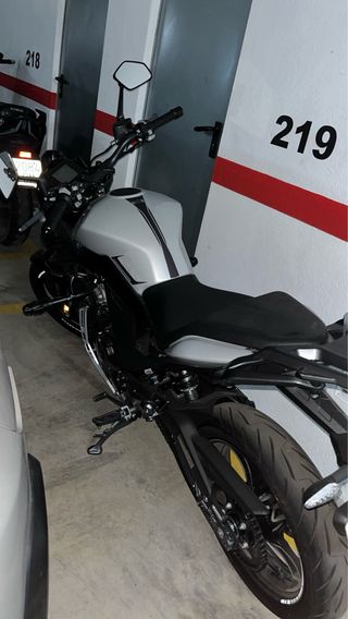 Moto Zontes Z2 Negra/Plata 125cc