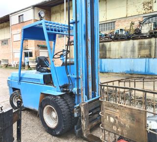 Autoelevador 4500 kg