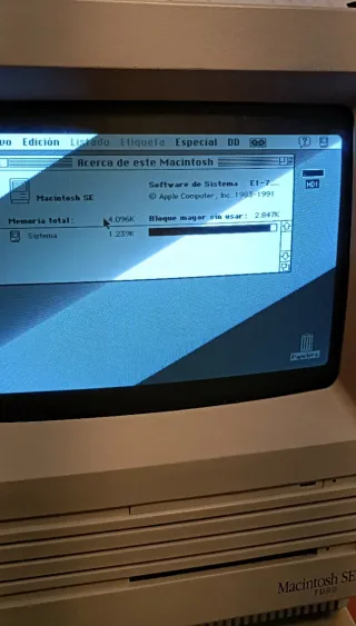 Ordenador Macintosh SE con disco duro 20SC