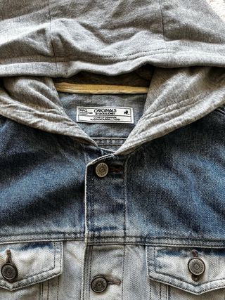 Chaleco tejano con capucha