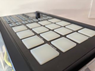 Native Instruments Maschine Mikro MK 2 - BK
