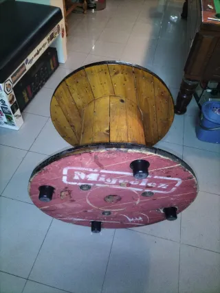 Mesa de carrete de madera