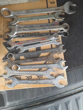 Juego de llaves planas y de estrella