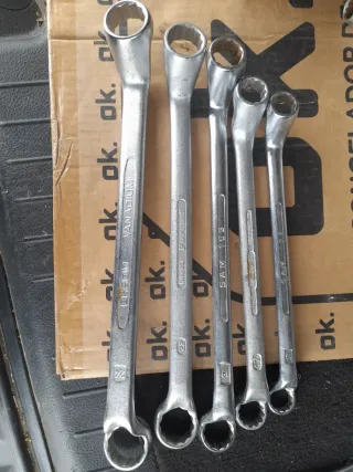 Juego de llaves planas y de estrella