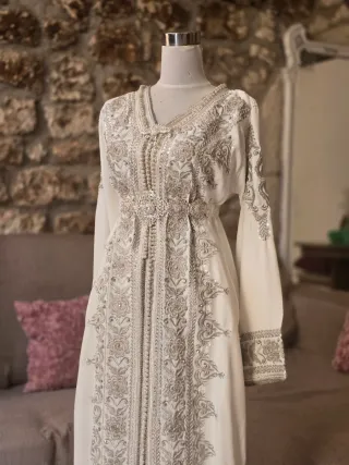 Takchita con sus accesorios