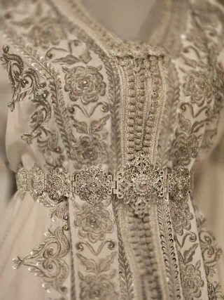 Takchita con sus accesorios