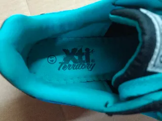 Zapatillas XTI Territory Negras y Turquesa