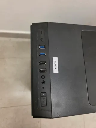 PC Corsair Negro para Render/Juegos