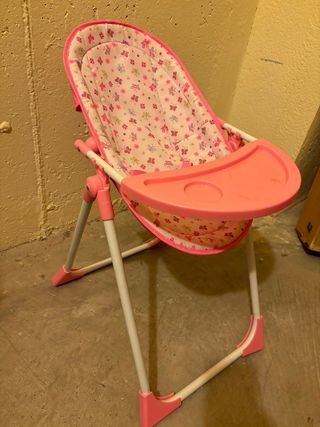 Trona de juguete rosa