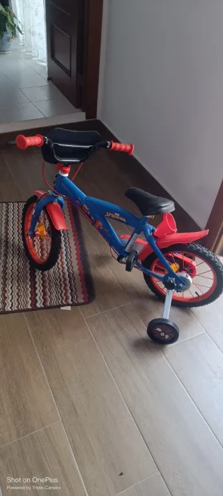 Bicicleta Infantil Spiderman Azul