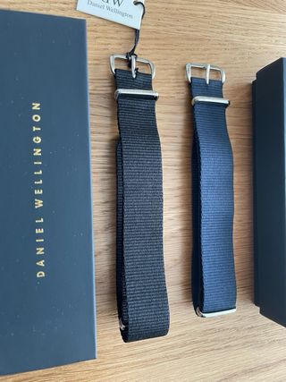 Reloj Daniel Wellington con 3 correas