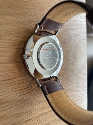 Reloj Daniel Wellington con 3 correas