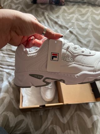 Tenis Fila Sporter 2 SRA DPTVO RUN EXCL Talla 39