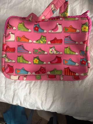 Custodia iPad con design scarpe