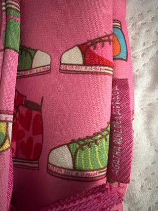 Custodia iPad con design scarpe