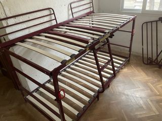 Cama doble metálica casi nueva